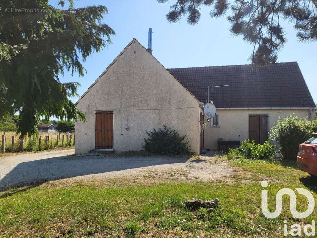 Photo 2 - Maison à SOULAINES-DHUYS