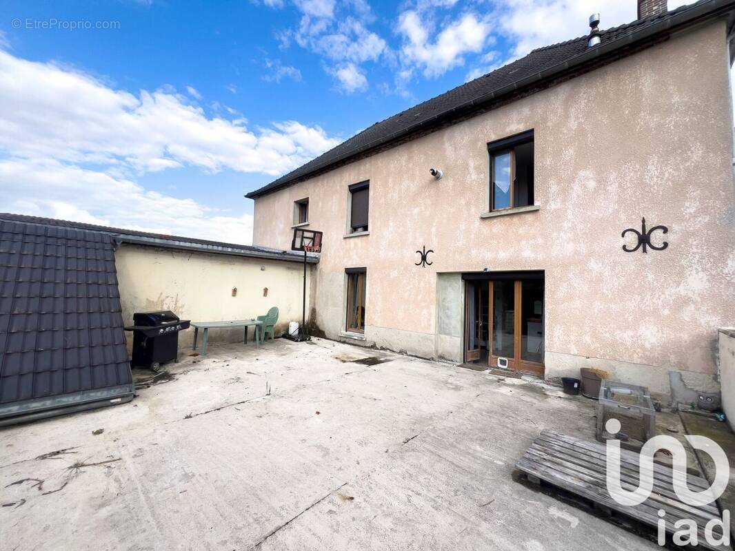 Photo 1 - Maison à CHAINTRIX-BIERGES