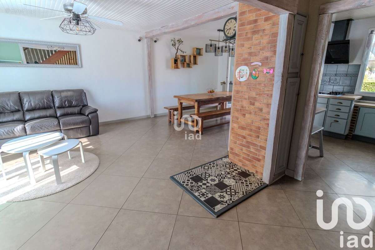 Photo 3 - Maison à NUCOURT