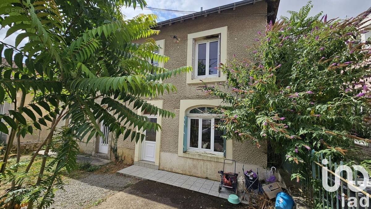 Photo 1 - Maison à SAINT-PIERRE-D&#039;EXIDEUIL