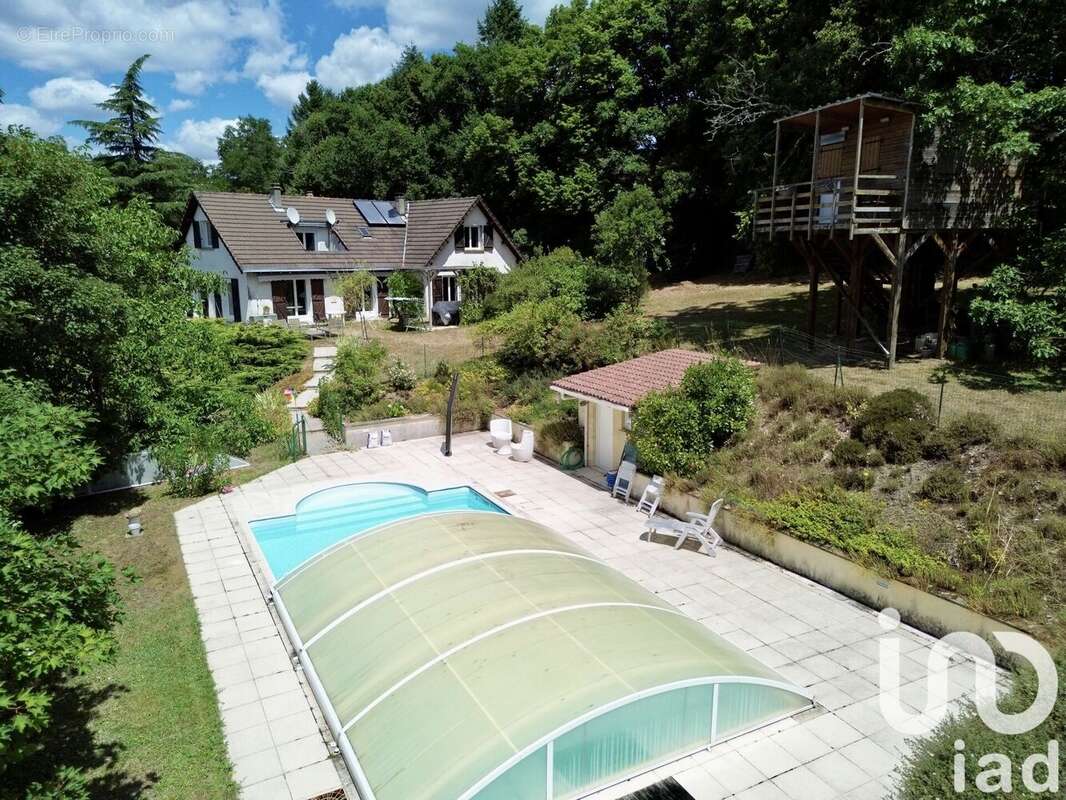 Photo 2 - Maison à COMPREIGNAC