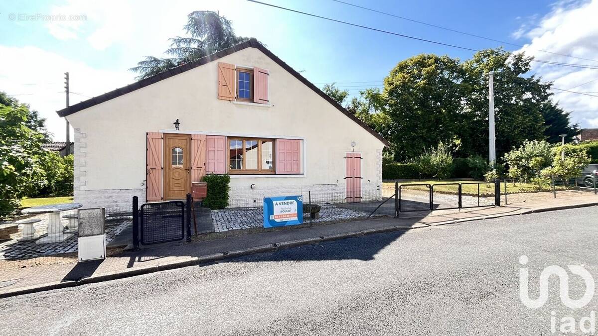 Photo 1 - Maison à BOURBON-LANCY