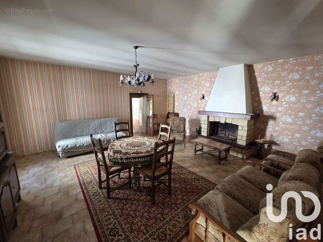 Photo 2 - Maison à MOSNAC