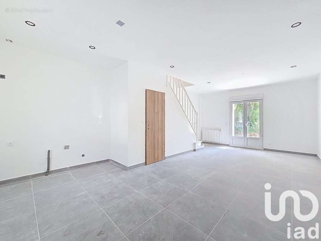 Photo 3 - Maison à GUIGNES