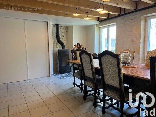 Photo 4 - Maison à SAINT-GERMAIN-D&#039;ESTEUIL