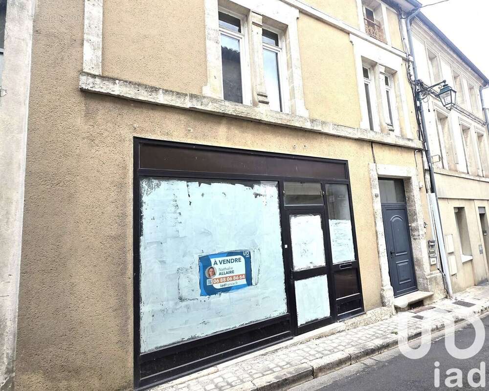 Photo 3 - Appartement à BARBEZIEUX-SAINT-HILAIRE