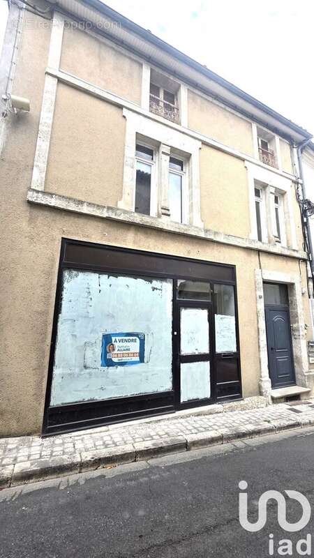 Photo 4 - Appartement à BARBEZIEUX-SAINT-HILAIRE