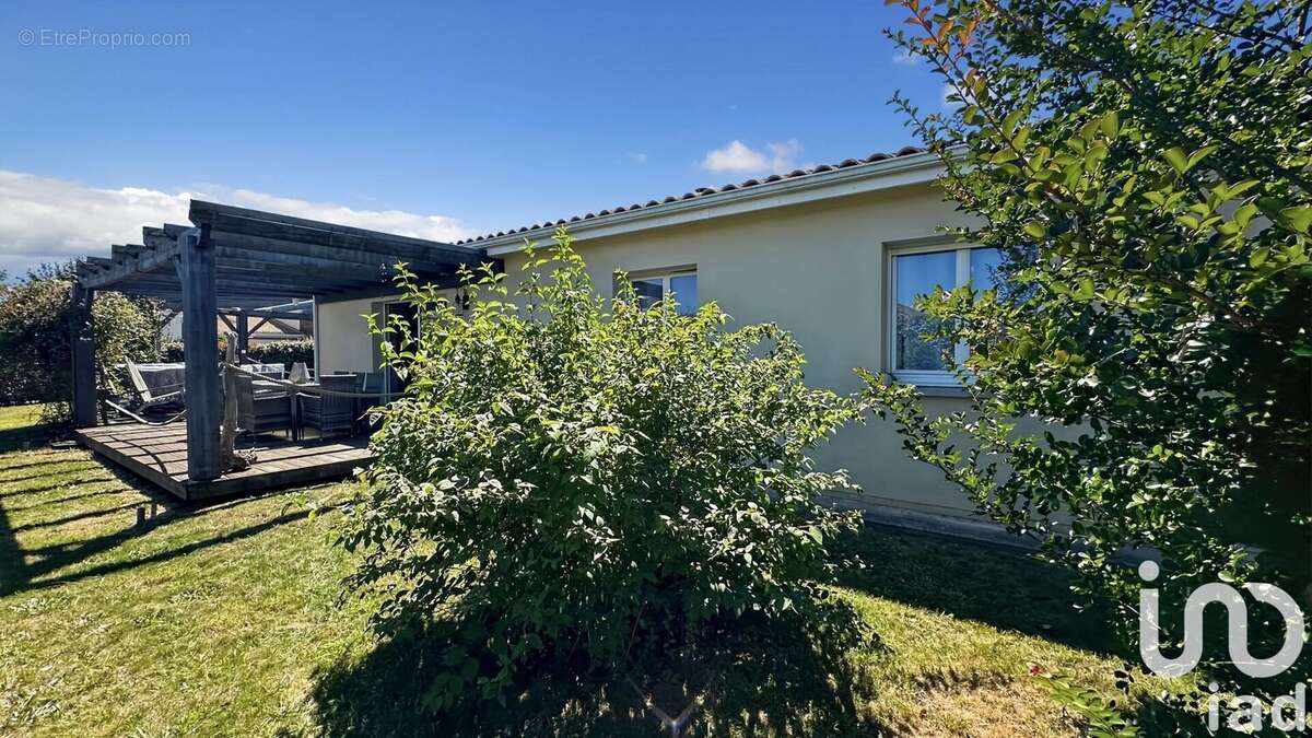 Photo 4 - Maison à ARES