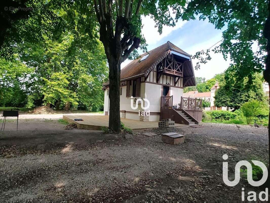 Photo 5 - Appartement à FOLLAINVILLE-DENNEMONT