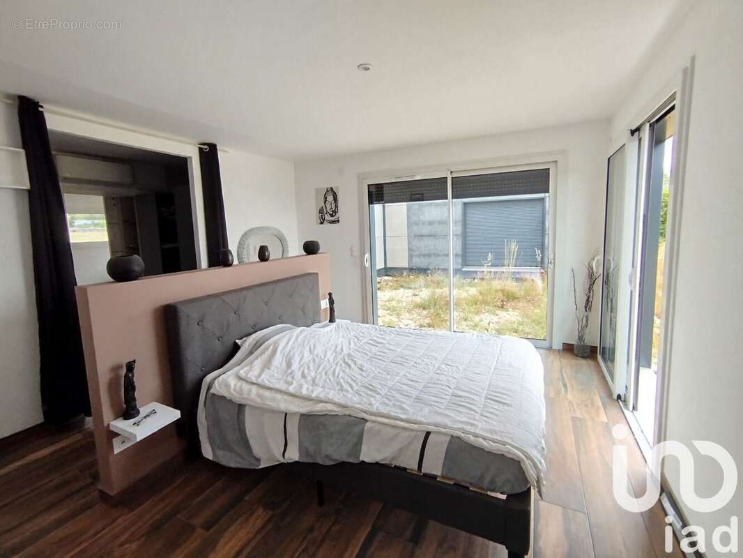 Photo 6 - Maison à CUZANCE