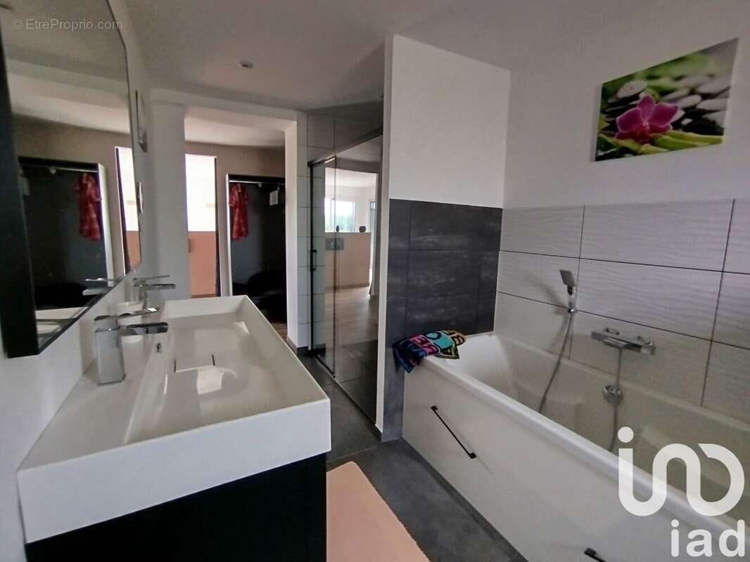 Photo 9 - Maison à CUZANCE