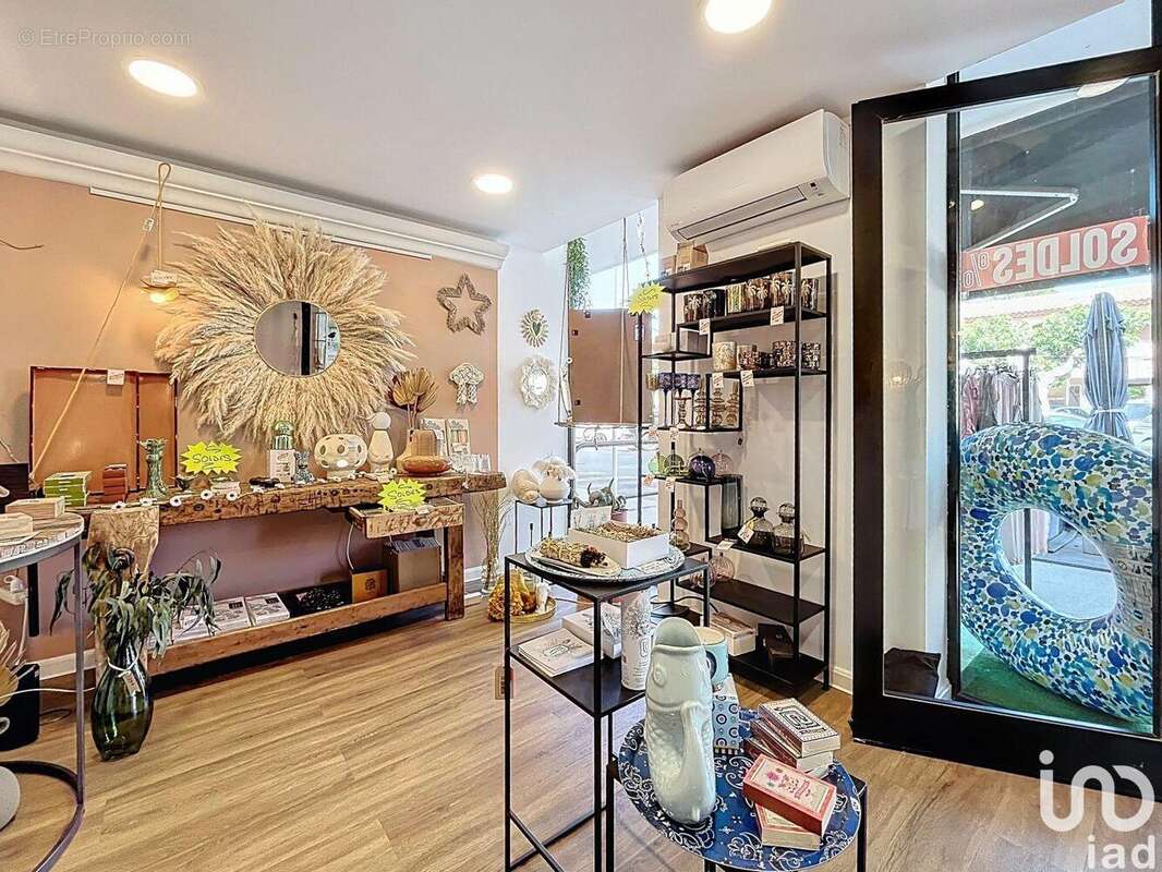 Photo 4 - Commerce à LE BEAUSSET