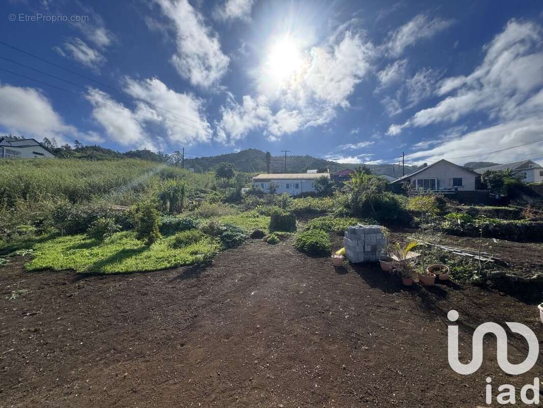 Photo 3 - Terrain à LES AVIRONS