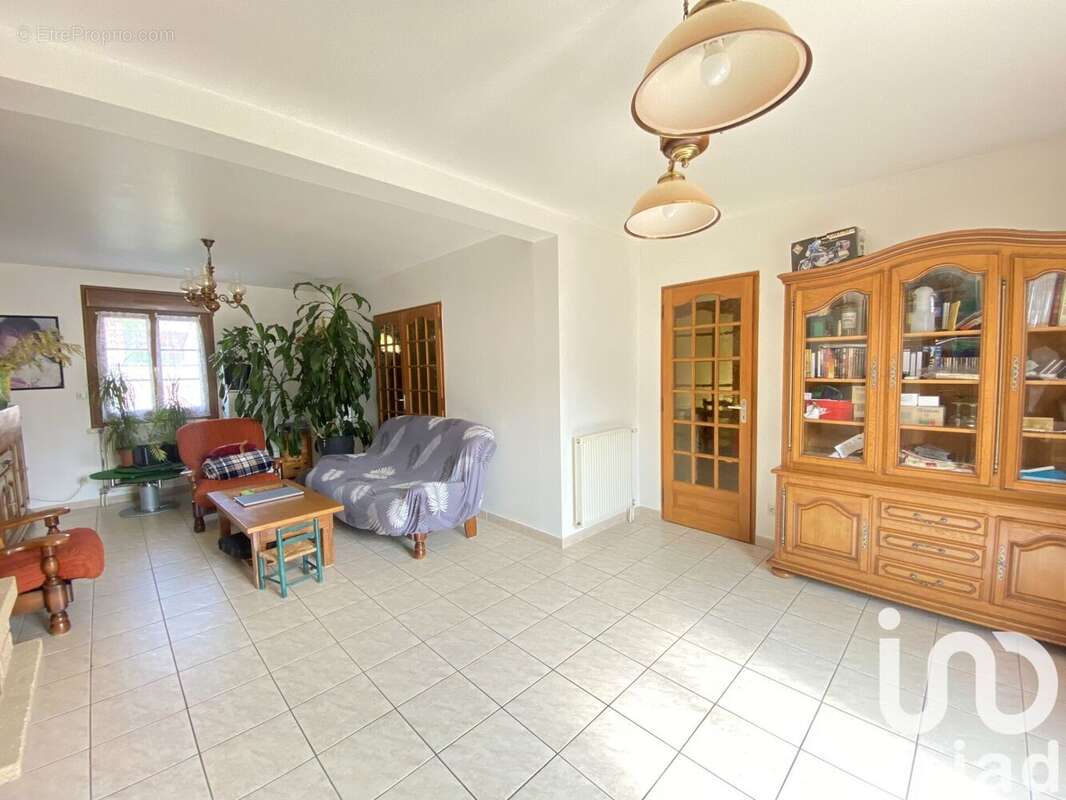 Photo 3 - Maison à COUBERT