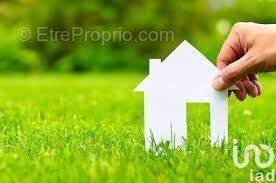 Photo 1 - Terrain à PETIT-BOURG