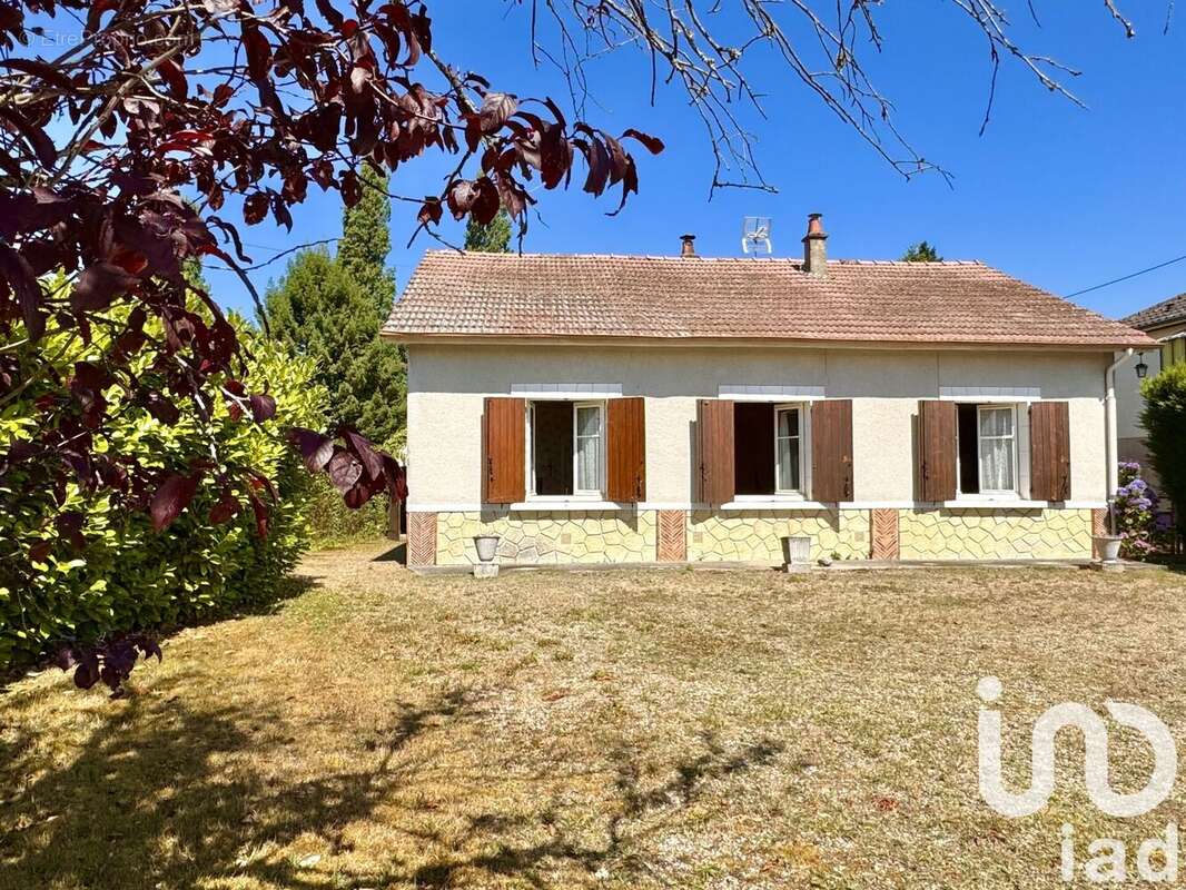 Photo 2 - Maison à CLEMONT