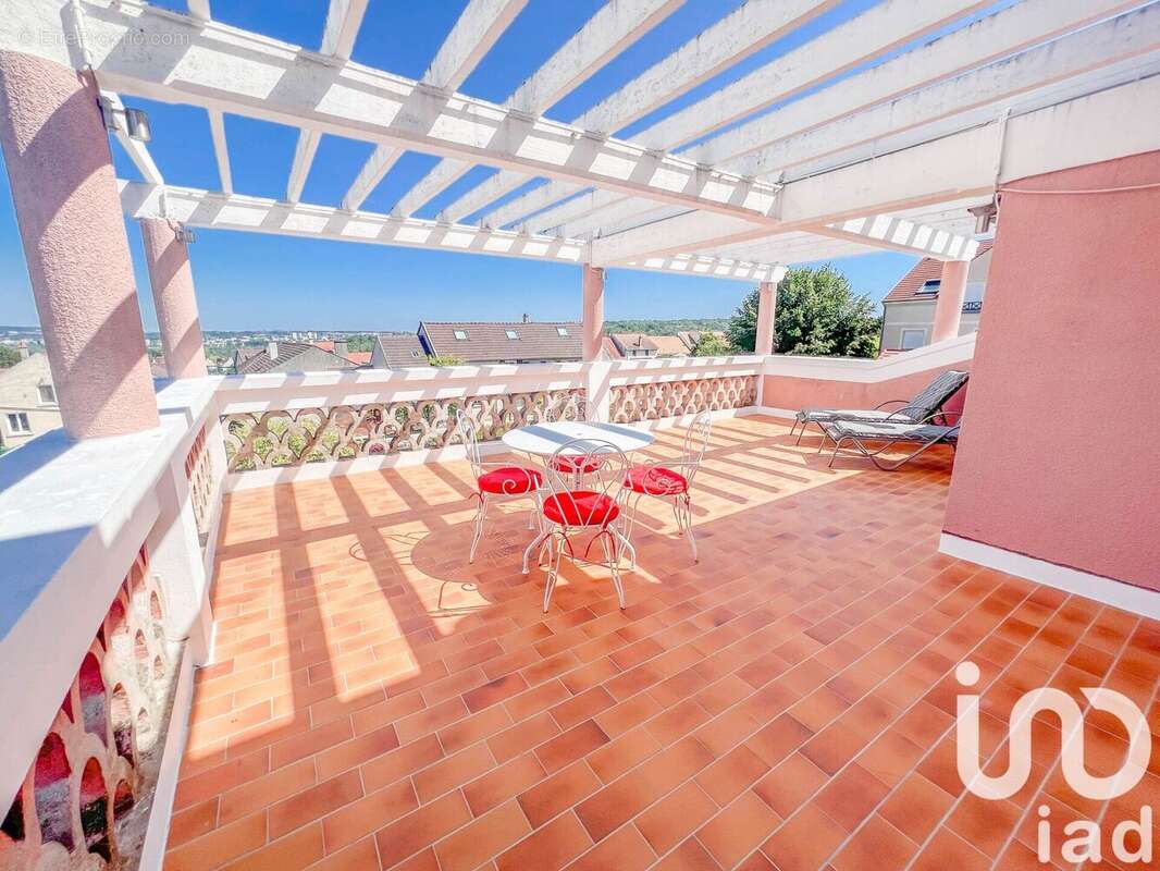 Photo 2 - Maison à NANTEUIL-LES-MEAUX