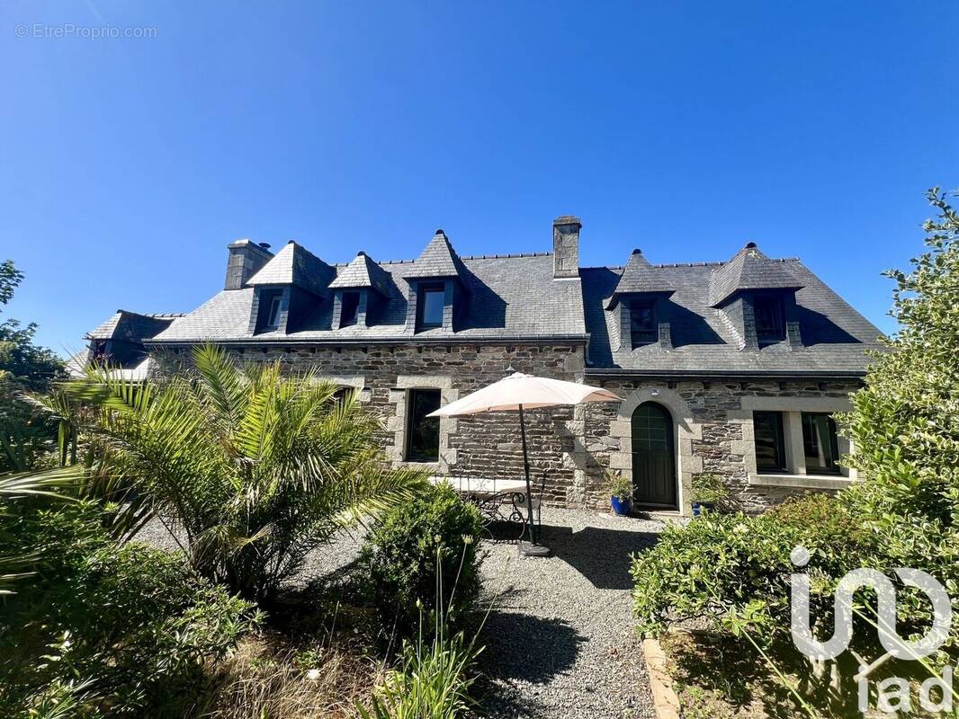 Photo 1 - Maison à PLOUBAZLANEC