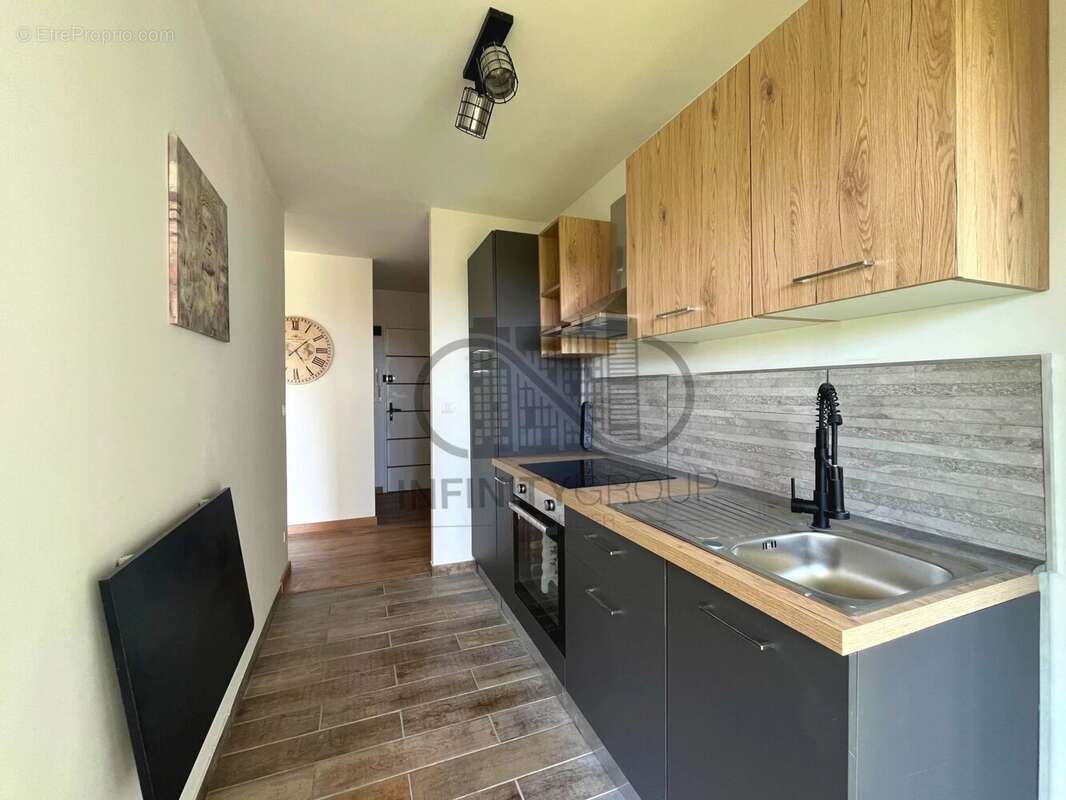 Appartement à MANDELIEU-LA-NAPOULE