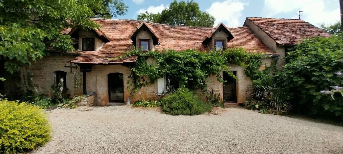 Maison à SAINT-PROJET