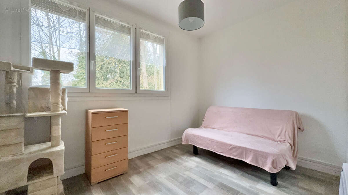 Appartement à CORBEIL-ESSONNES