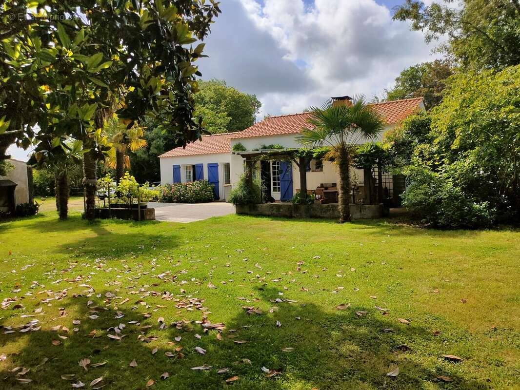 Maison à BOIS-DE-CENE