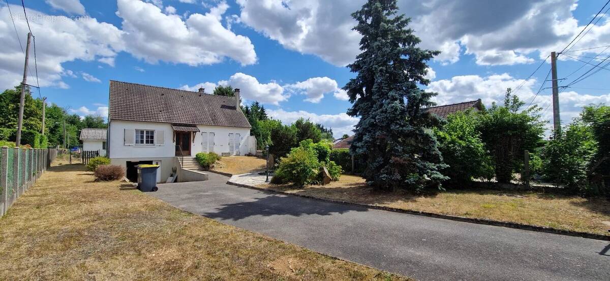 Maison à SAINT-MAMMES