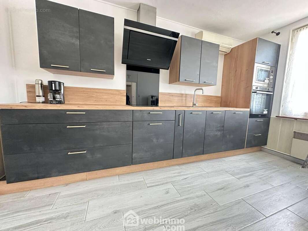 Elle est entièrement équipée - Maison à CHAMBRY