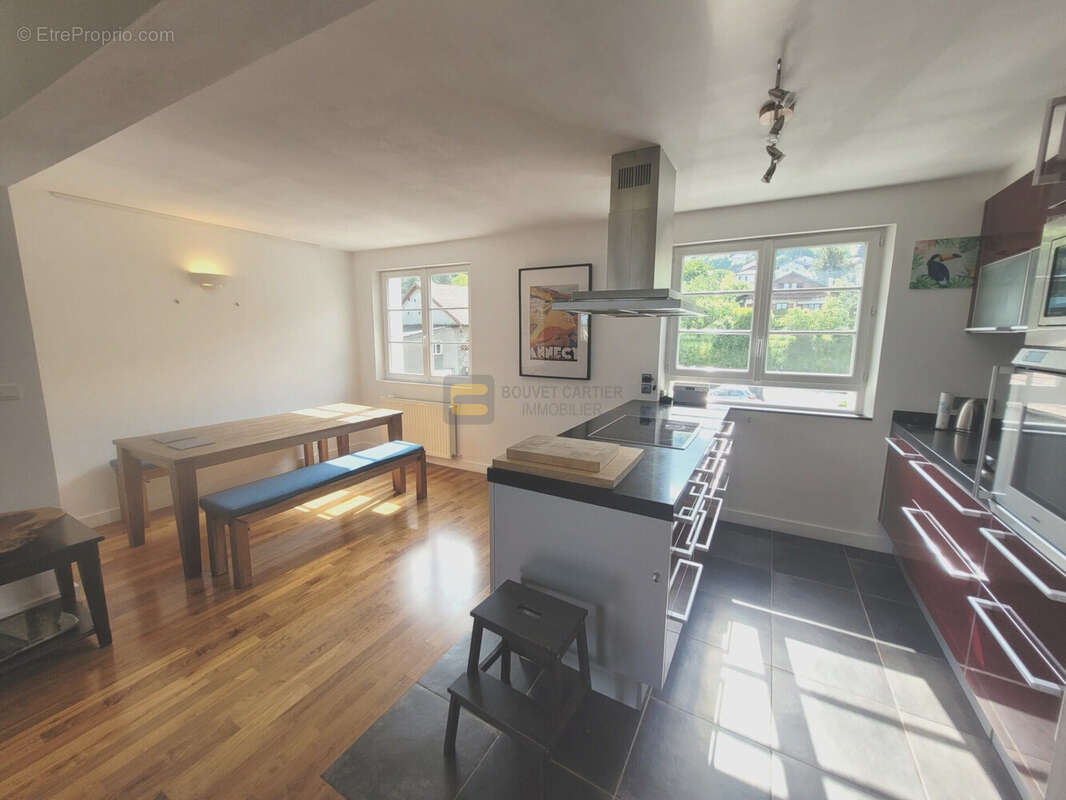 Appartement à SAINT-CERGUES