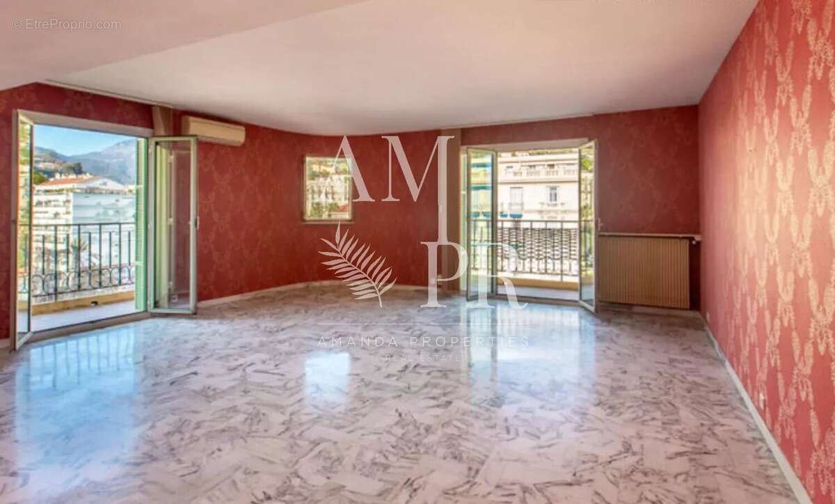 Appartement à MENTON