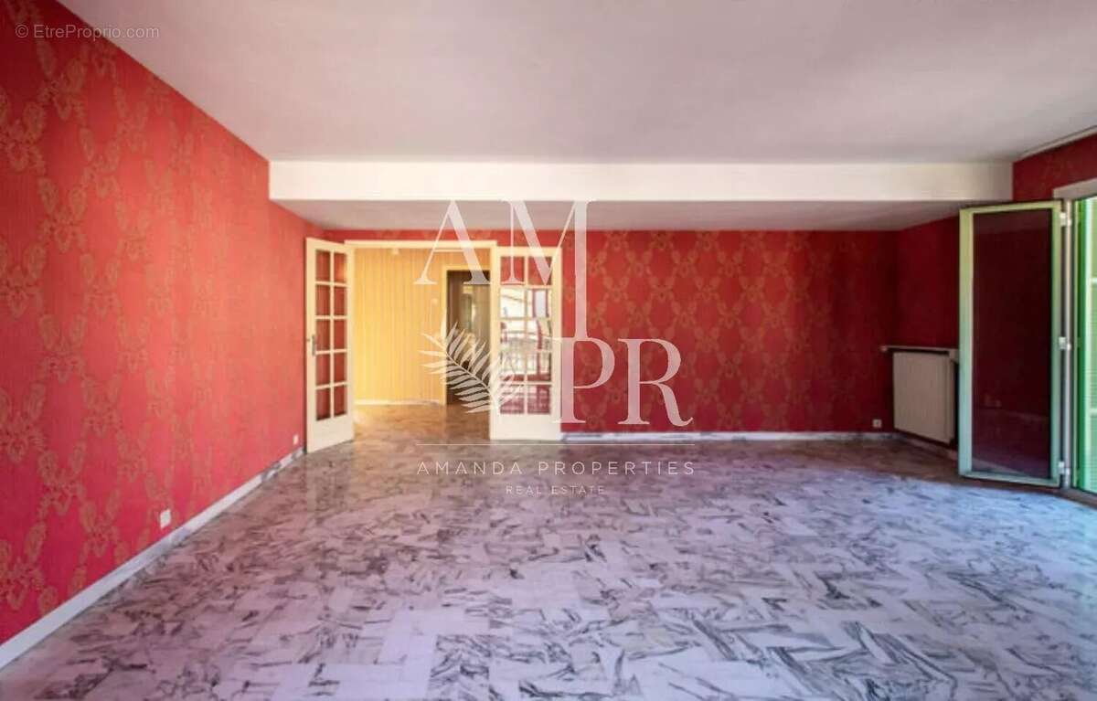 Appartement à MENTON