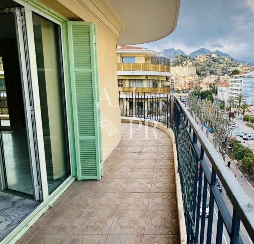 Appartement à MENTON