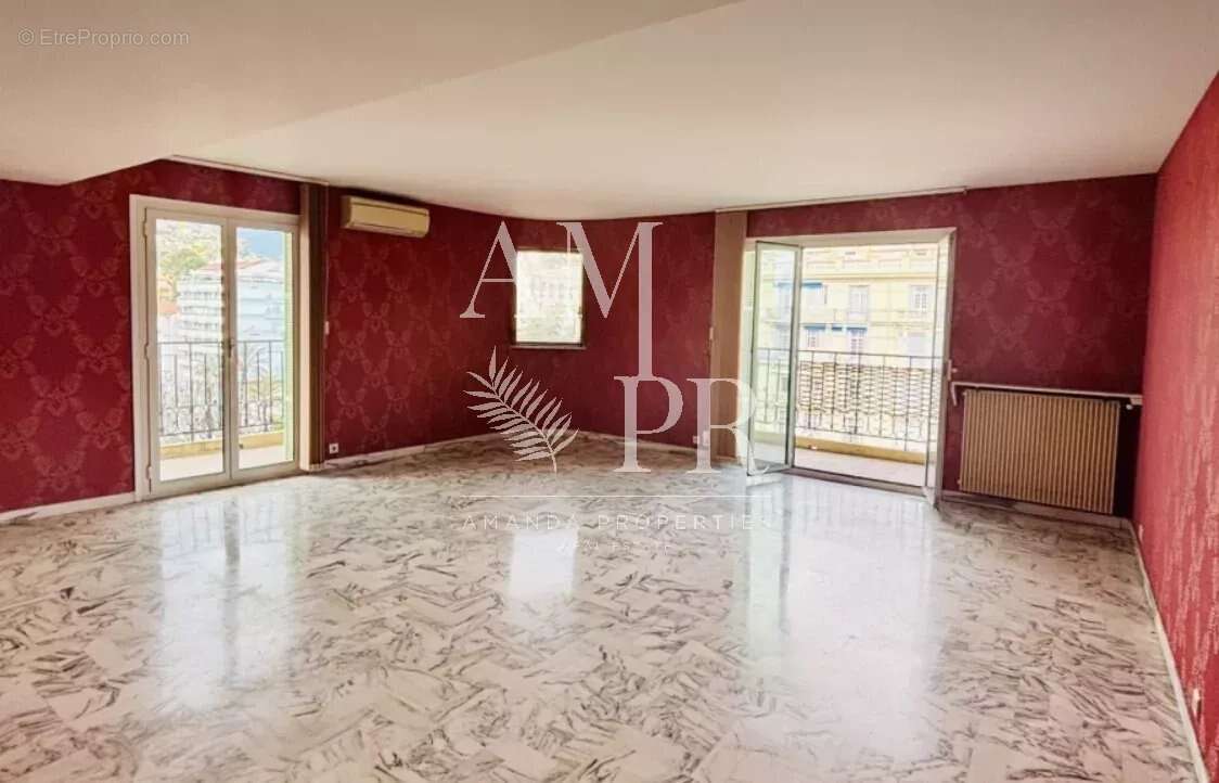 Appartement à MENTON