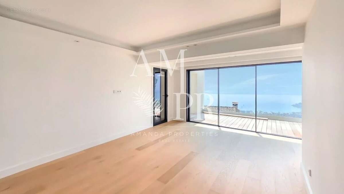 Maison à ROQUEBRUNE-CAP-MARTIN