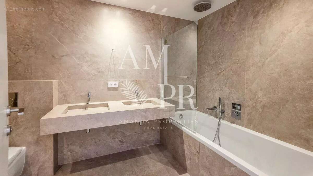 Maison à ROQUEBRUNE-CAP-MARTIN