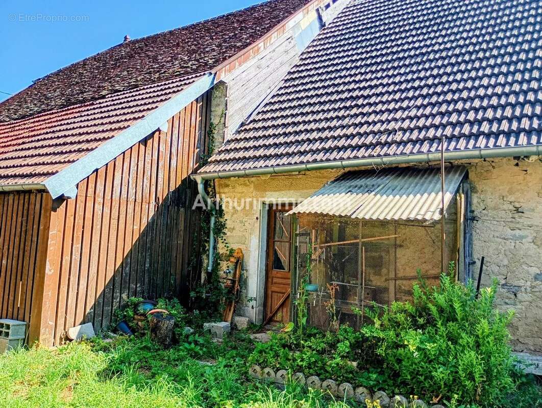 Maison à ARC-ET-SENANS