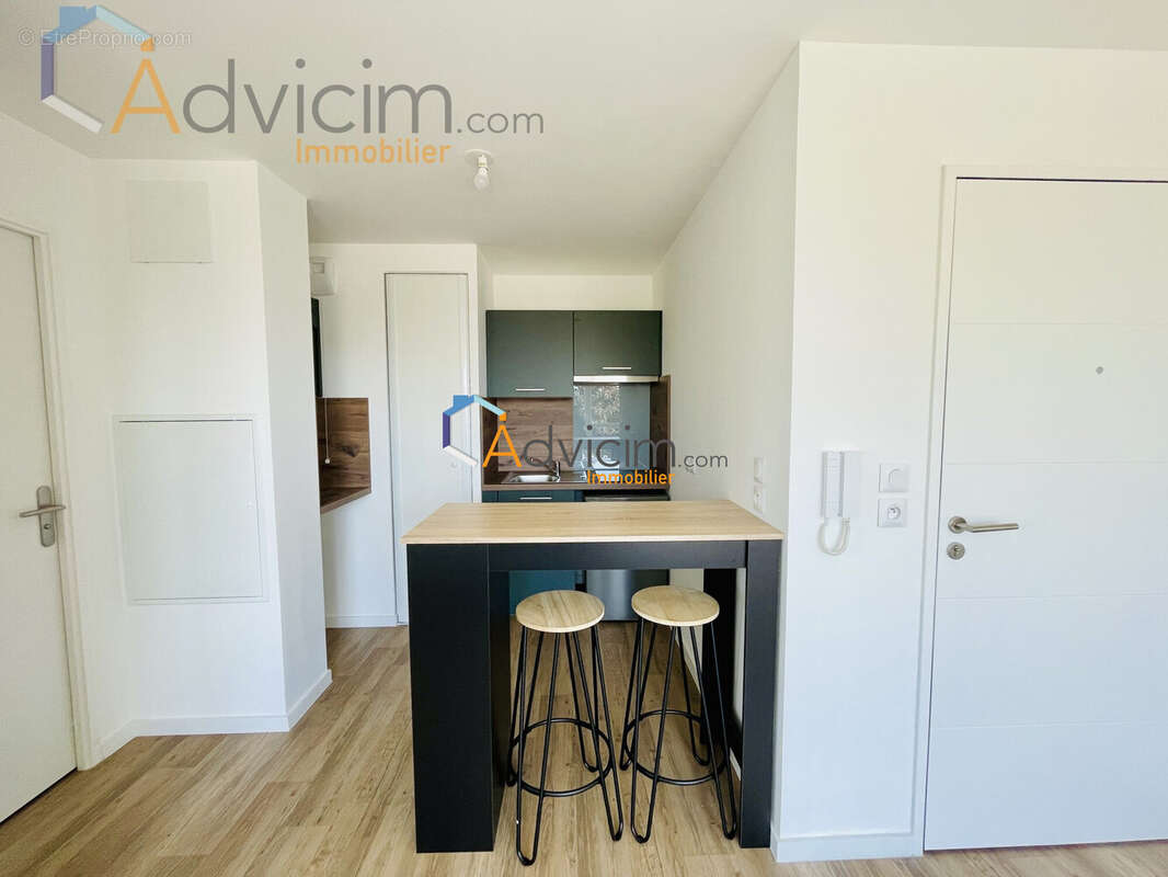 Appartement à LA CHAPELLE-SAINT-MESMIN