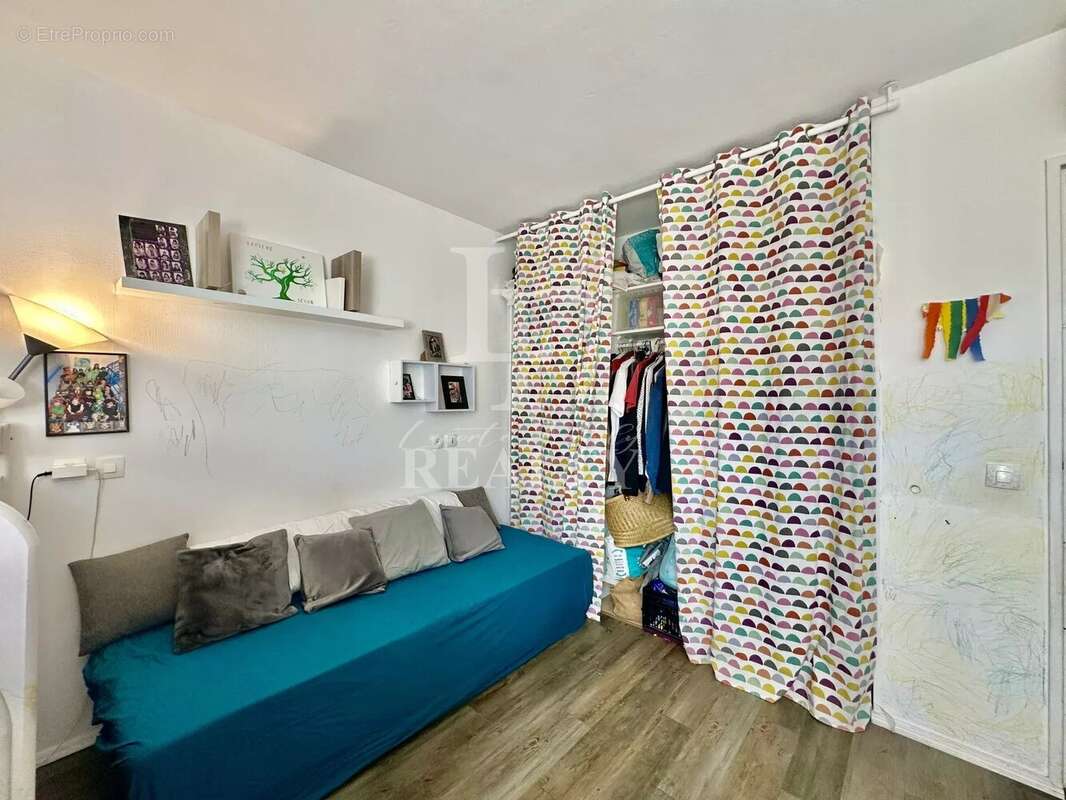 Appartement à VALBONNE