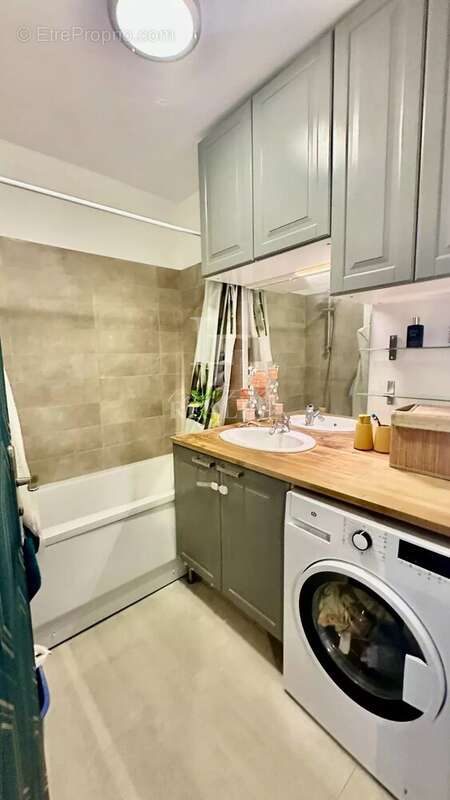 Appartement à VALBONNE