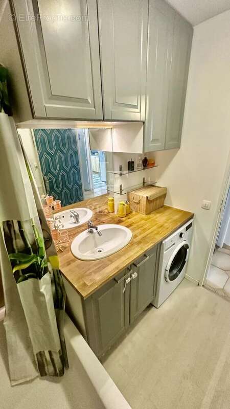 Appartement à VALBONNE