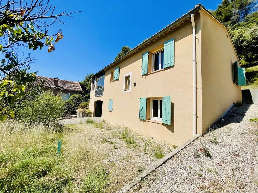 Maison à VAISON-LA-ROMAINE