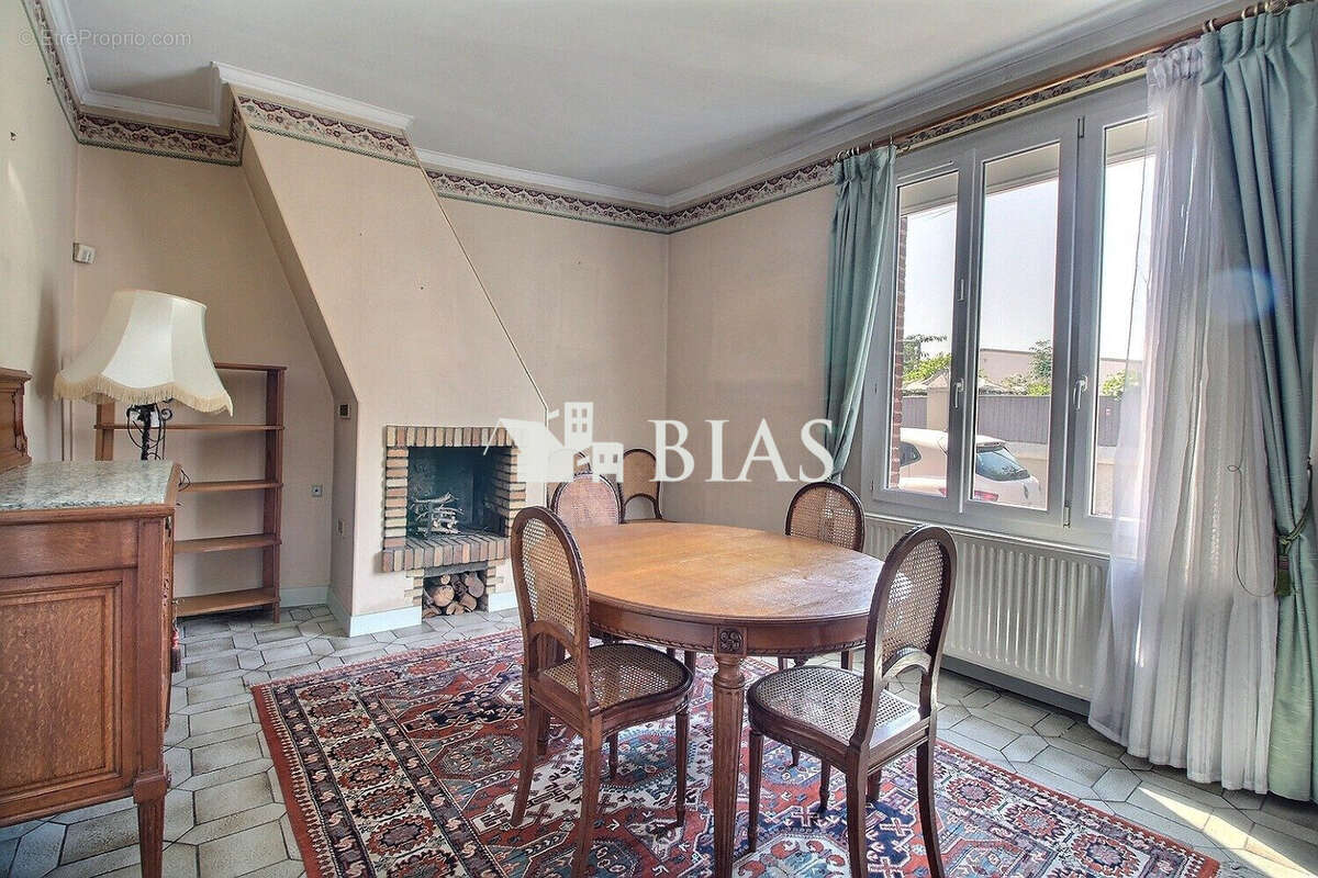 Maison à LE PETIT-QUEVILLY