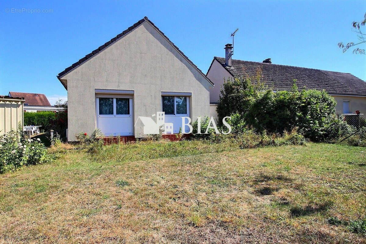 Maison à PONT-DE-L&#039;ARCHE