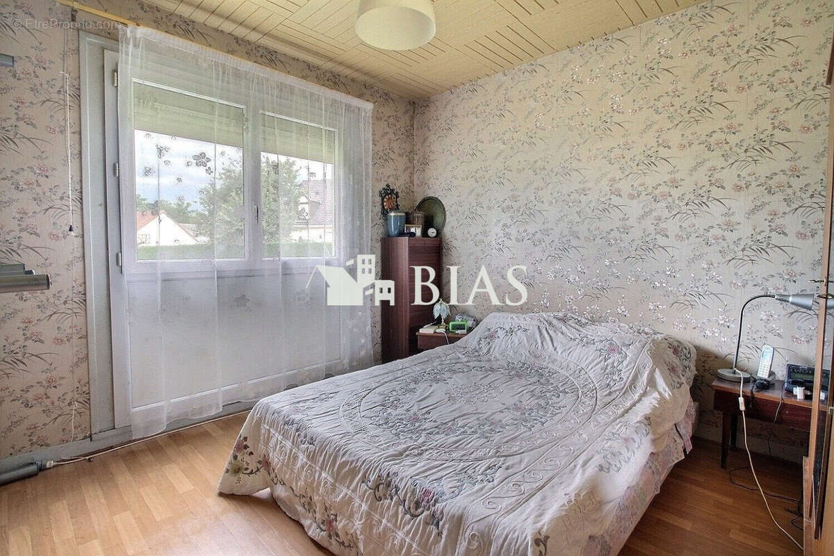 Maison à PONT-DE-L&#039;ARCHE