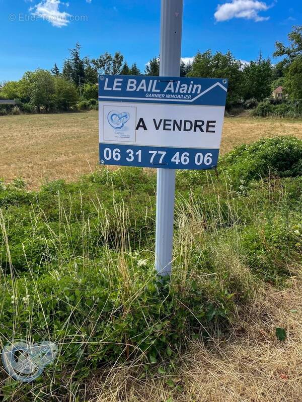 Terrain à SAINT-CHRISTOL