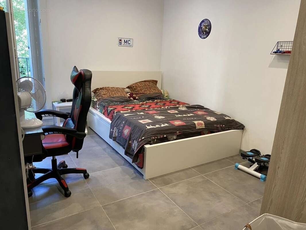 Appartement à AURIOL