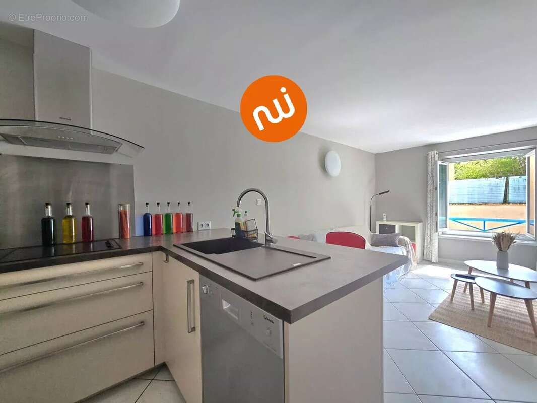 Appartement à TASSIN-LA-DEMI-LUNE