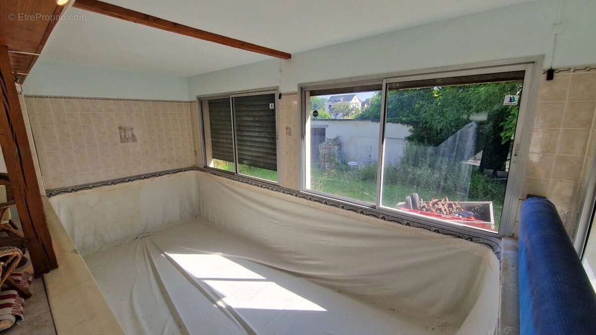 Maison à NOGENT-LE-ROI