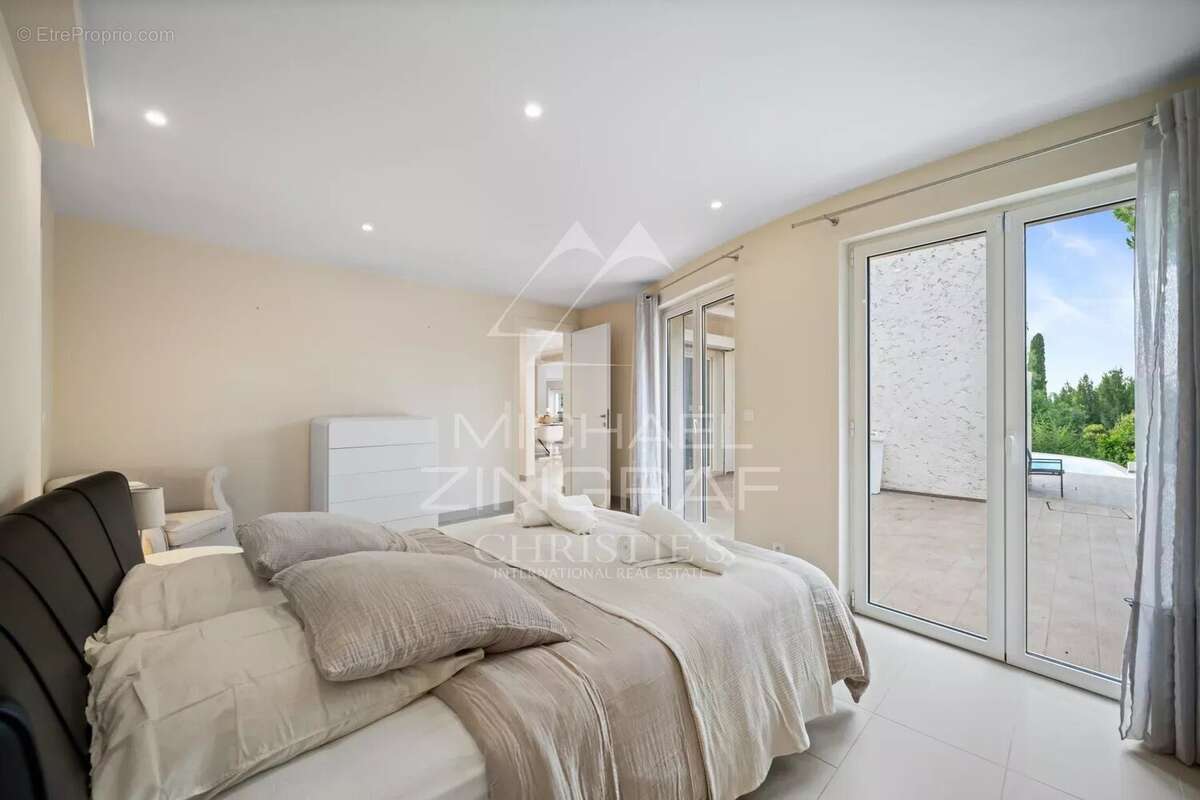 Maison à MOUANS-SARTOUX