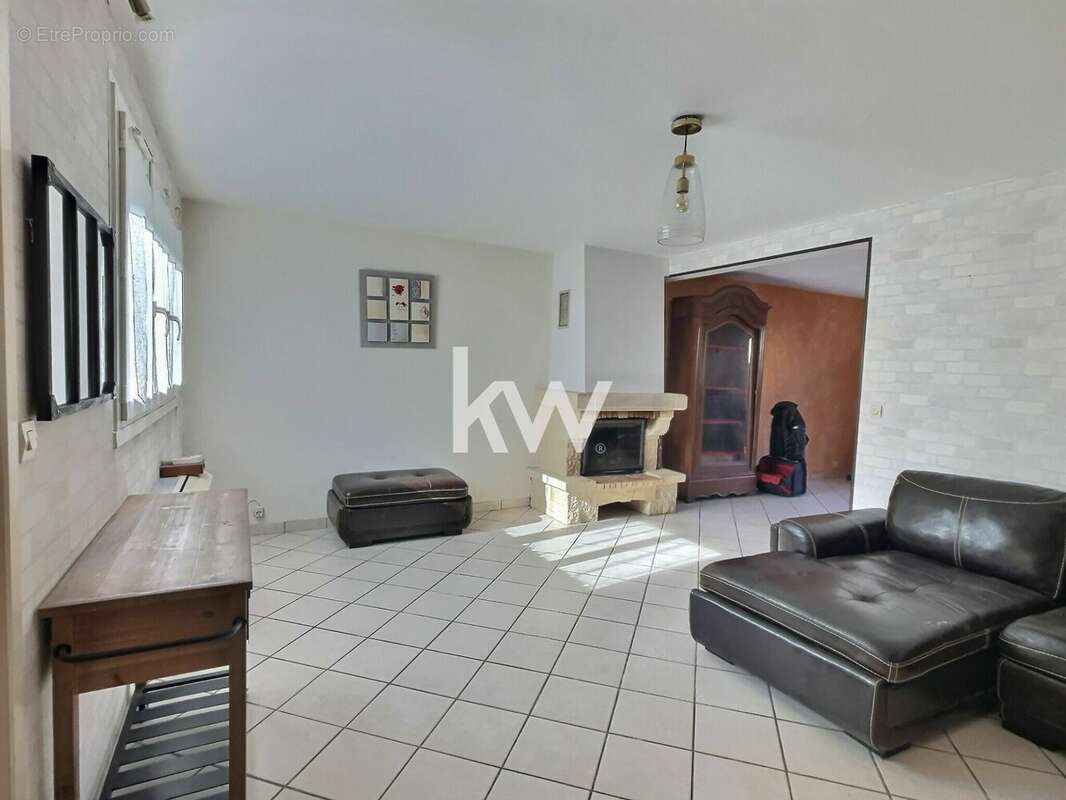 Maison à CORBEIL-ESSONNES